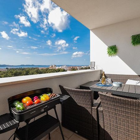 Appartamento Stella Maris **** balcony, sea view, garage, BBQ Zara Esterno foto