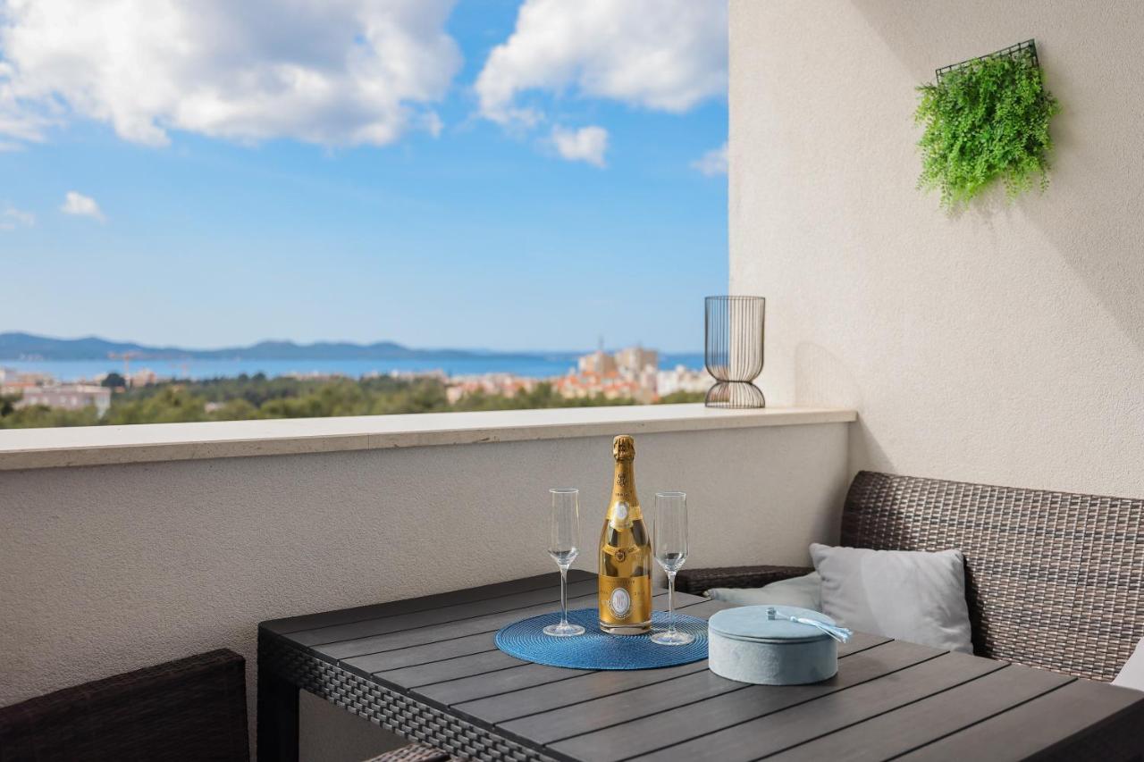 Appartamento Stella Maris **** balcony, sea view, garage, BBQ Zara Esterno foto