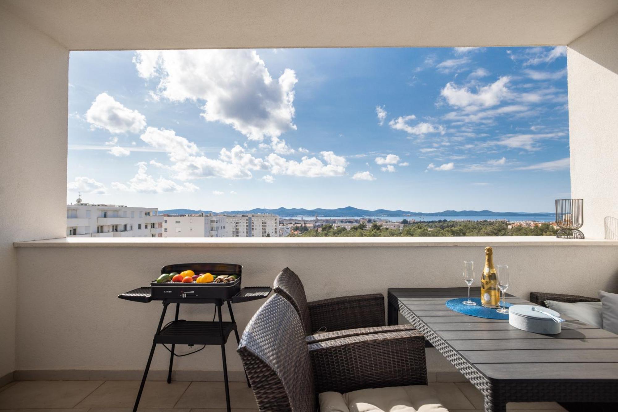 Appartamento Stella Maris **** balcony, sea view, garage, BBQ Zara Esterno foto